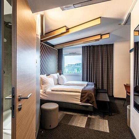 B&B Hotel Muenchen-Messe Aschheim Bagian luar foto