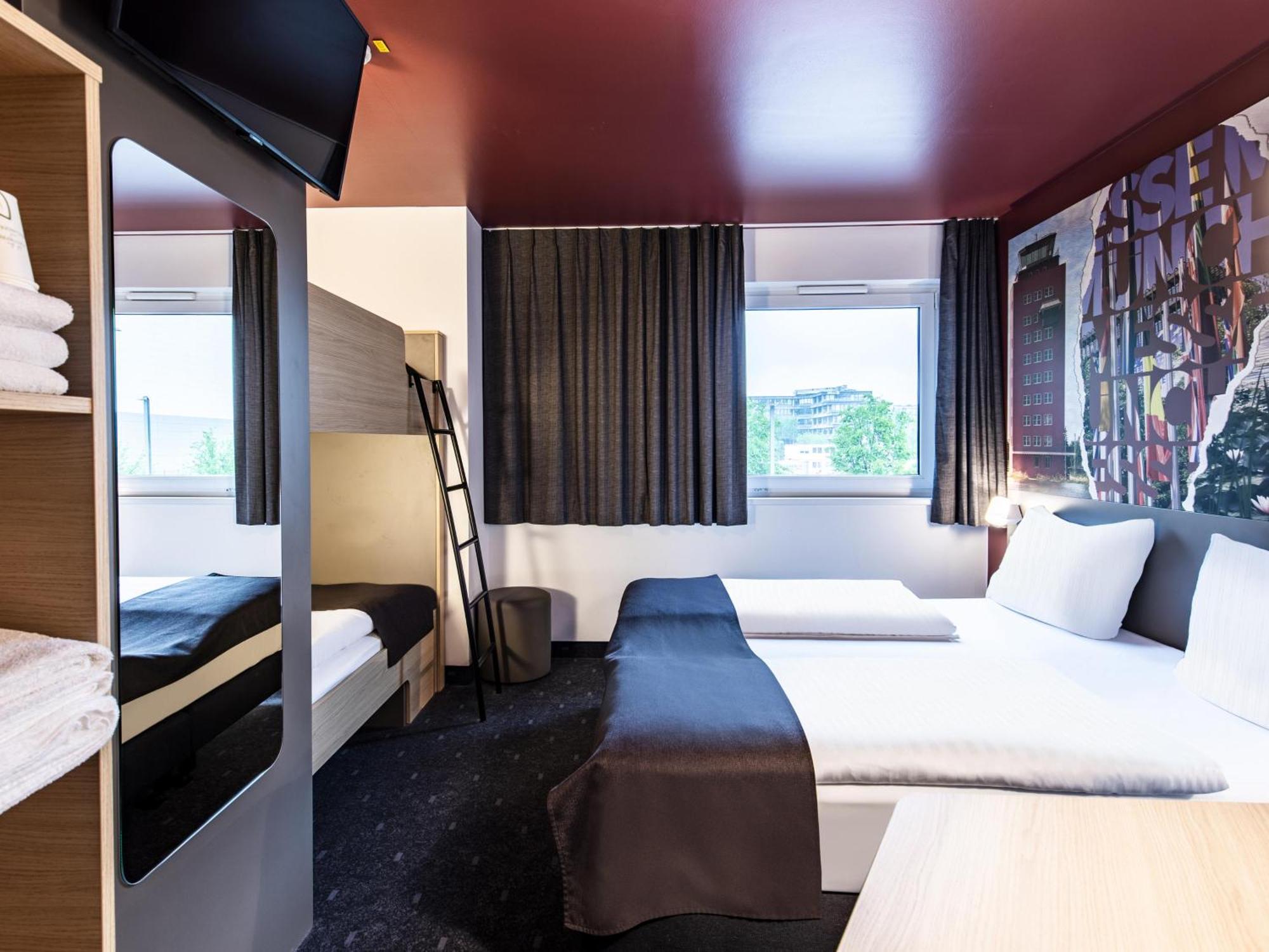 B&B Hotel Muenchen-Messe Aschheim Bagian luar foto