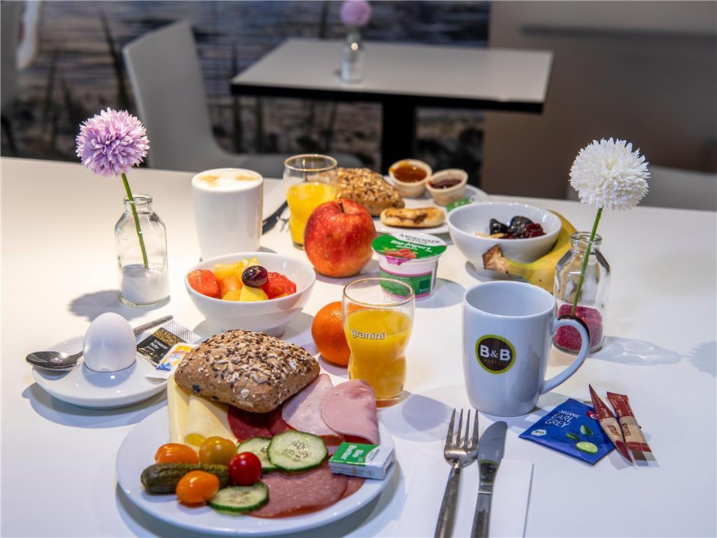 B&B Hotel Muenchen-Messe Aschheim Restoran foto